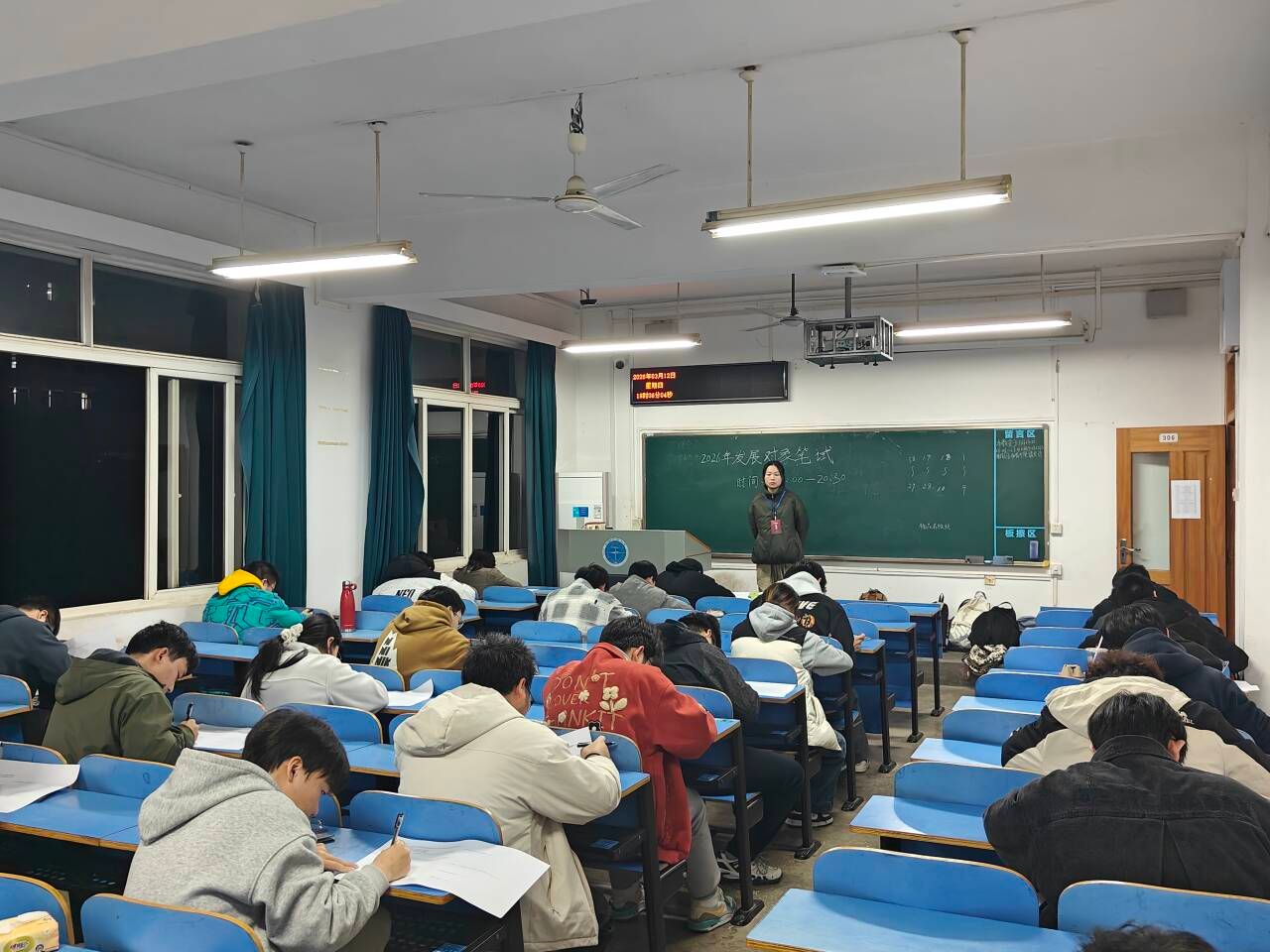 (R3`WVIVH8(L4T(FKA3WLH7_tmb